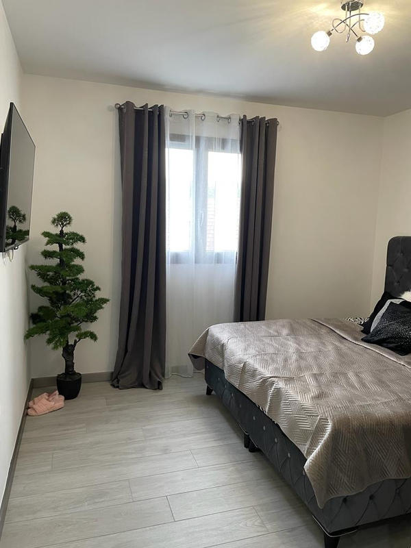 Maison - 152 m² - 7 pièces