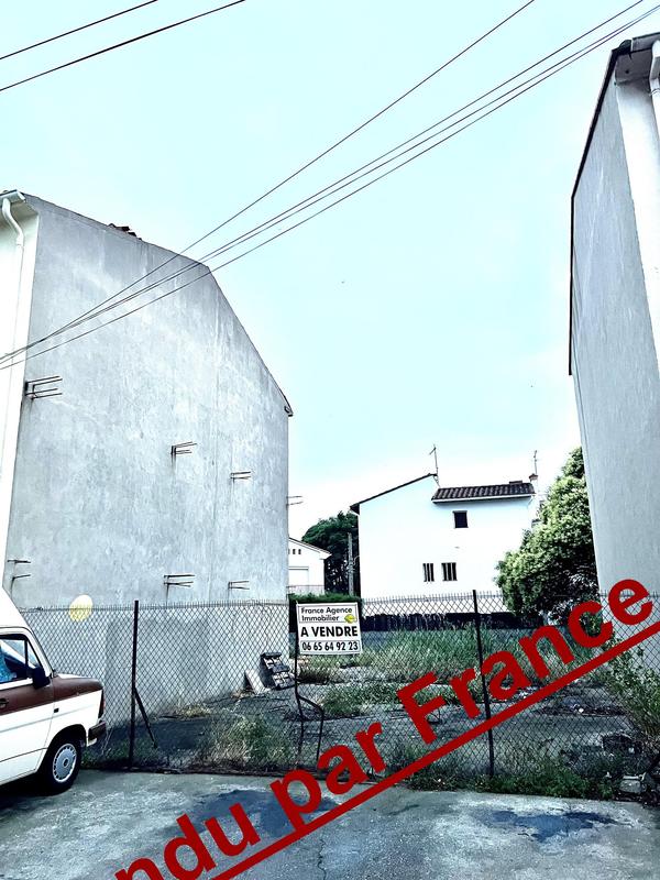 Terrain constructible - 231 m²