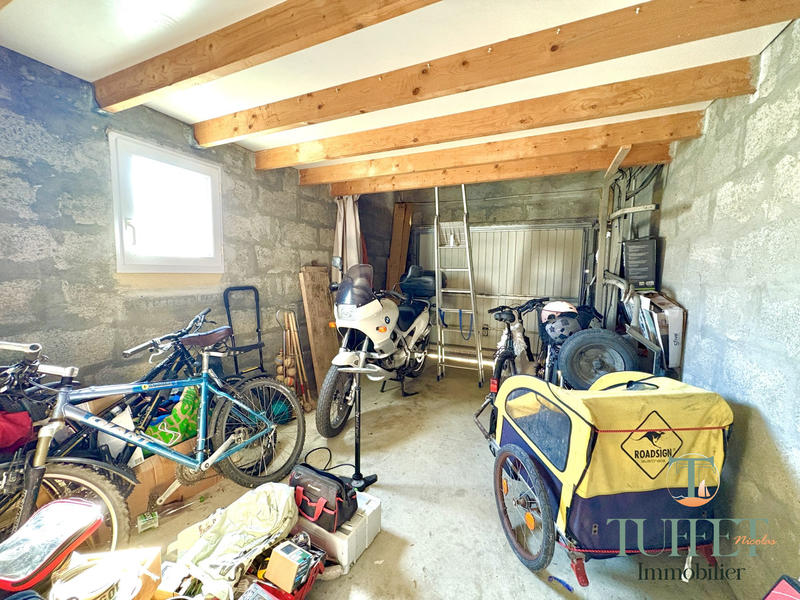 Maison - 97 m² - 4 pièces