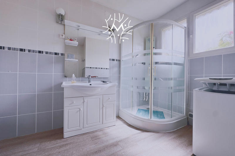 Maison de village - 166 m² - 7 pièces