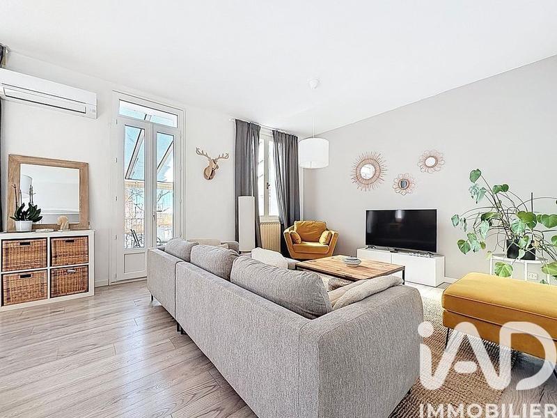 Appartement - 123 m² - 6 pièces