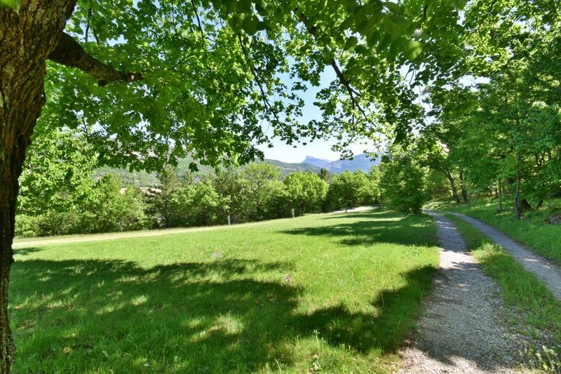 Propriété - 180 m² - 10 pièces