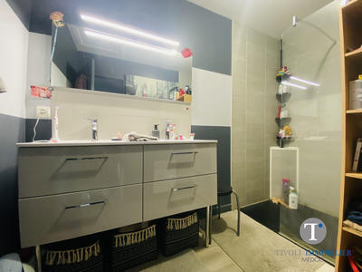 Maison - 93 m² - 4 pièces