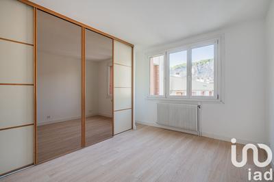 Appartement - 110 m² - 5 pièces