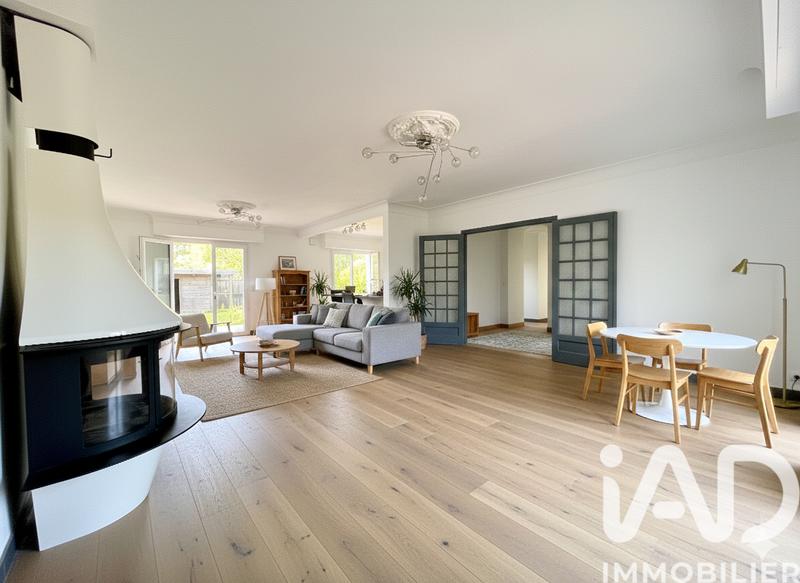 Appartement - 111 m² - 4 pièces