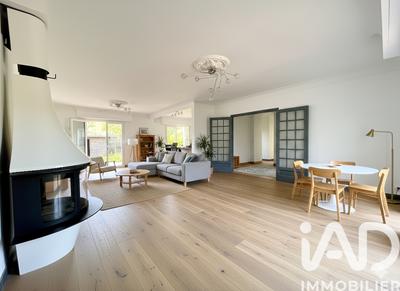 Appartement - 111 m² - 4 pièces