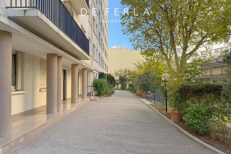 Studio - 13 m² - 1 pièce