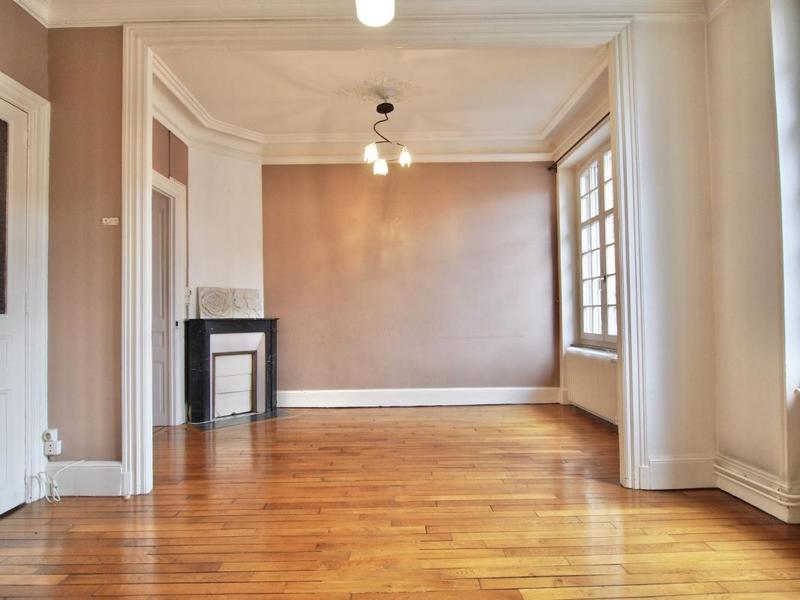 Appartement - 92 m² - 5 pièces