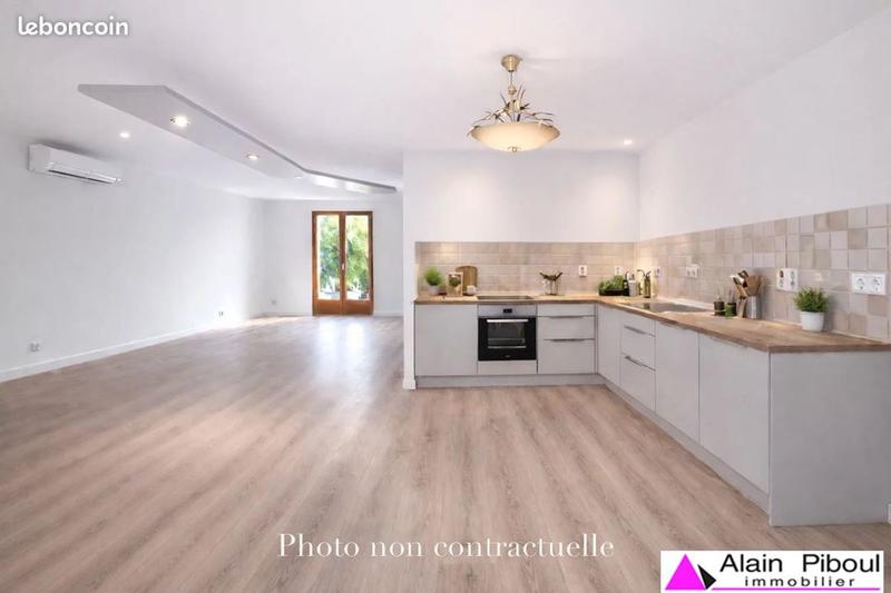 Maison traditionnelle - 144 m² - 5 pièces