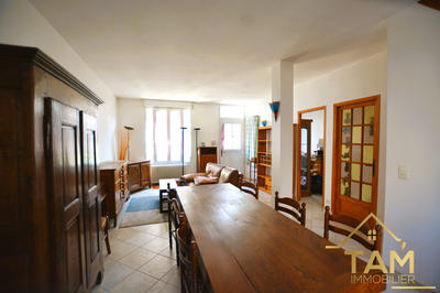 Maison - 110 m² - 4 pièces