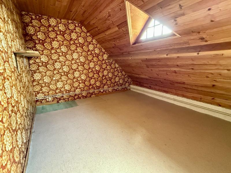 Maison - 111 m² - 6 pièces