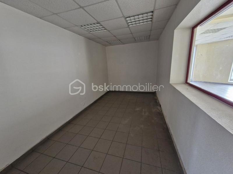 Local commercial - 508 m² - 6 pièces