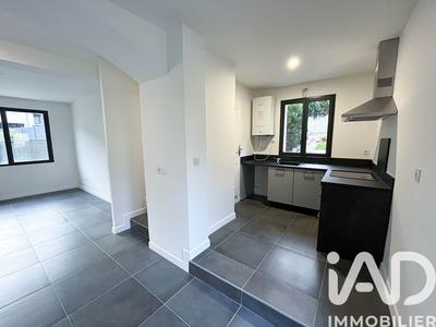 Maison - 142 m² - 4 pièces