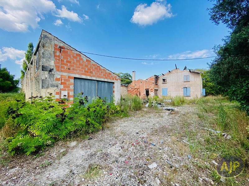 Maison - 217 m² - 7 pièces