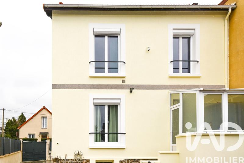 Maison - 136 m² - 5 pièces