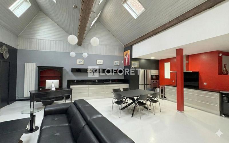 Loft - 185 m² - 5 pièces