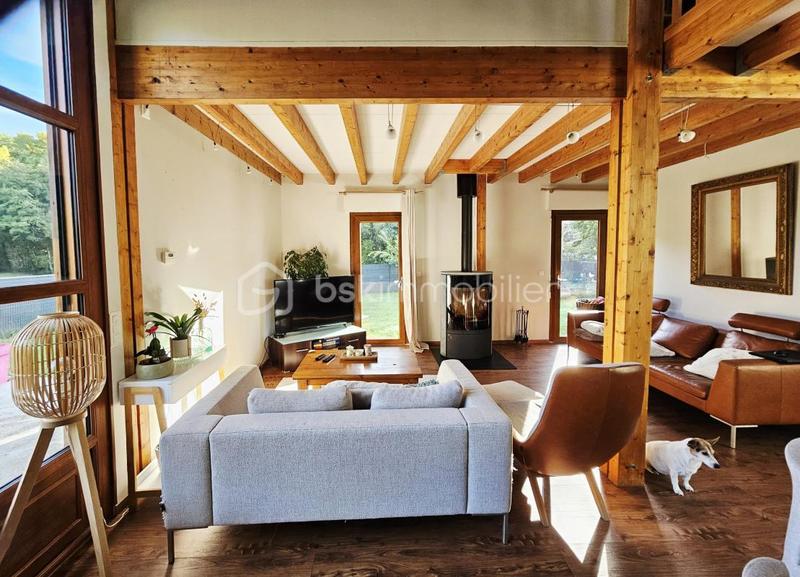 Propriété - 145 m² - 5 pièces