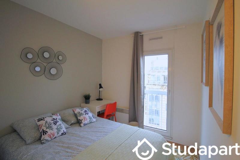 Chambre - 10 m² - 1 pièce