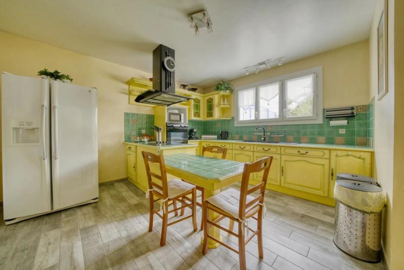 Maison - 307 m² - 5 pièces