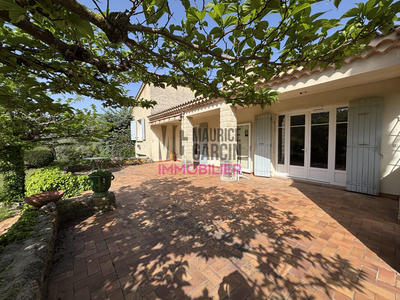 Maison - 137 m² - 5 pièces