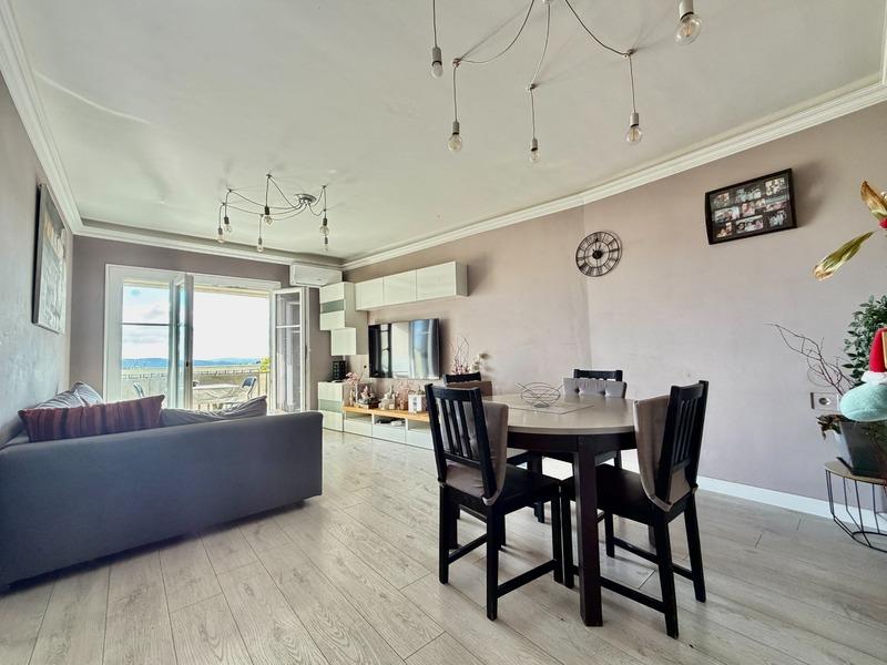 Appartement - 80 m² - 4 pièces