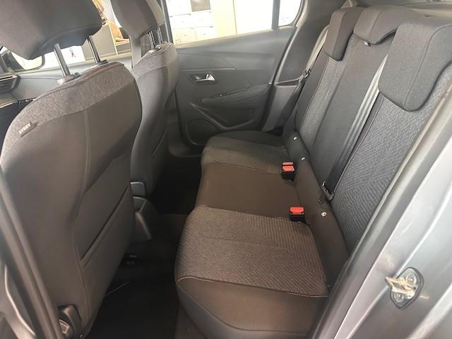 Peugeot 208 1.2i Hybrid - 100 Bv E-Dcs6 Style