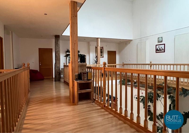 Maison de village - 275 m² - 8 pièces