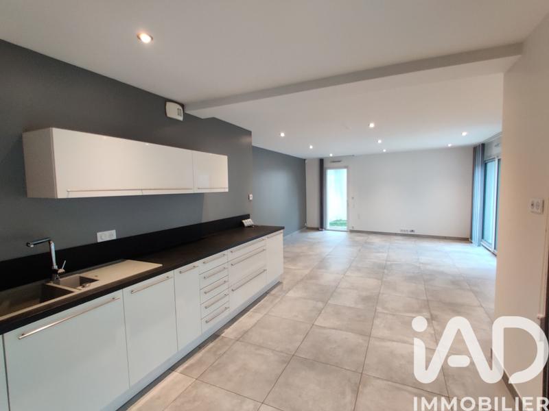 Maison - 92 m² - 4 pièces