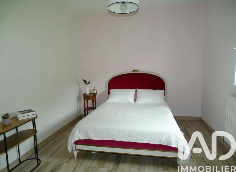 Maison - 204 m² - 6 pièces