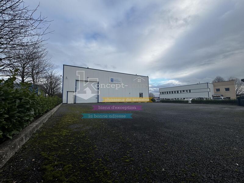 Local commercial - 451 m²