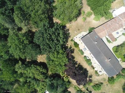 Propriété - 134 m² - 10 pièces