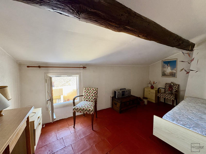 Maison ancienne - 262 m² - 8 pièces