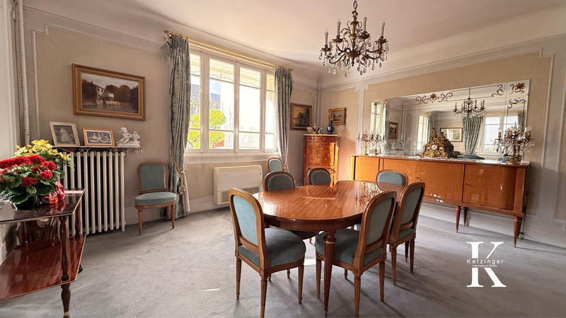 Maison ancienne - 243 m² - 8 pièces