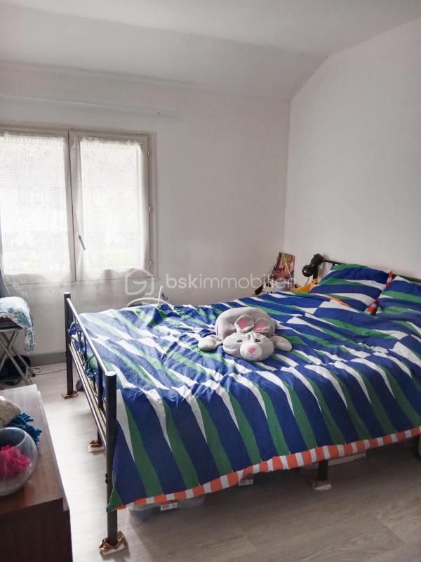 Maison traditionnelle - 87 m² - 4 pièces