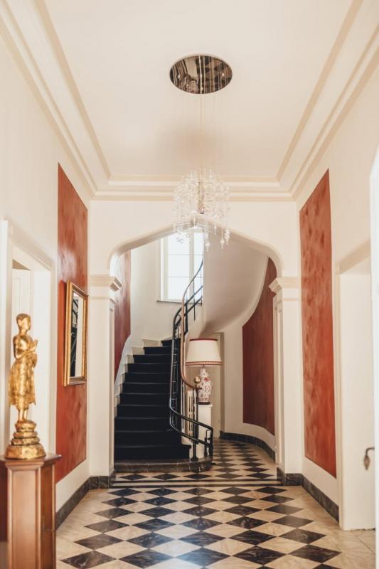 Demeure - 436 m² - 10 pièces