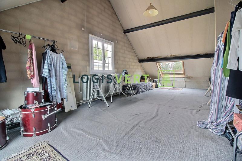 Maison - 256 m² - 11 pièces