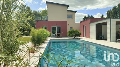 Maison - 164 m² - 8 pièces