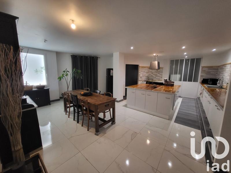 Maison - 174 m² - 5 pièces