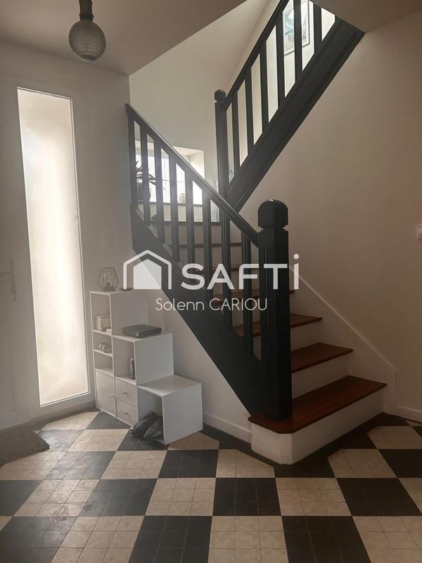 Maison - 145 m² - 8 pièces