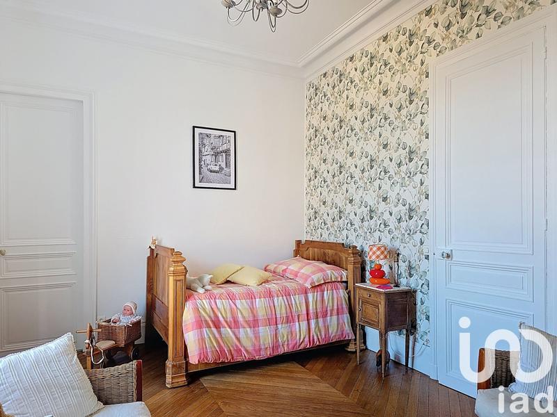 Appartement - 207 m² - 7 pièces