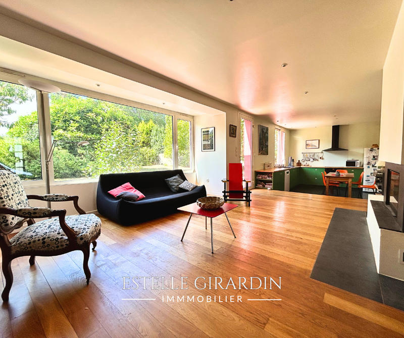 Maison - 152 m² - 7 pièces