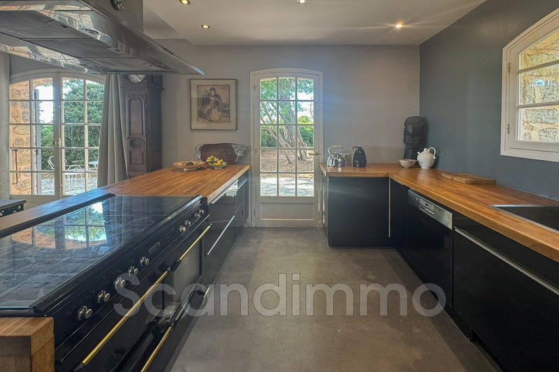 Maison - 155 m² - 6 pièces