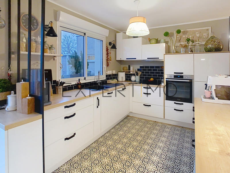 Maison - 124 m² - 7 pièces