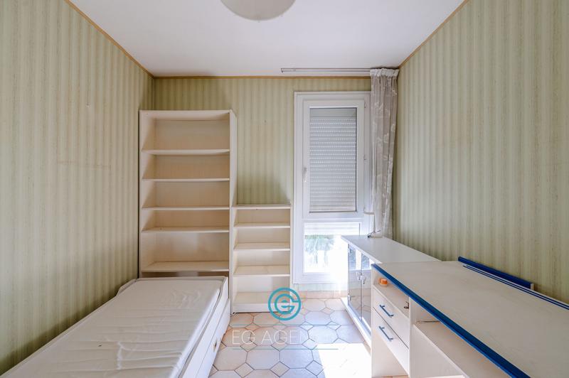 Appartement - 75 m² - 4 pièces