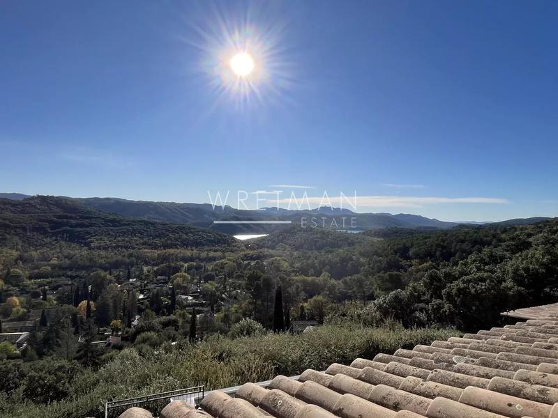 Villa - 131 m² - 6 pièces