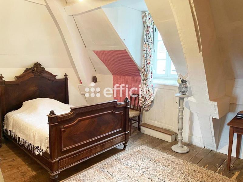 Maison - 274 m² - 8 pièces