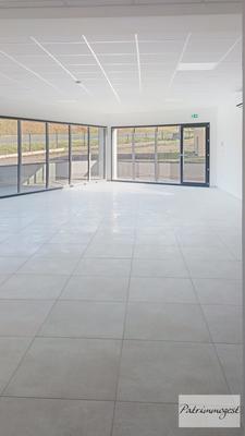 Local commercial - 90 m²