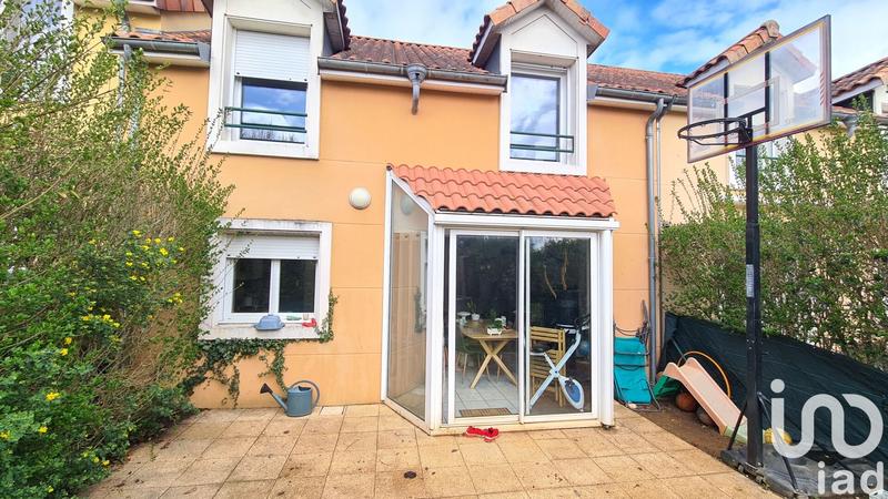 Maison - 92 m² - 4 pièces