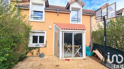 Maison - 92 m² - 4 pièces