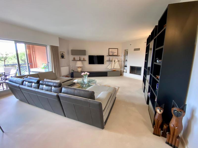 Appartement - 125 m² - 4 pièces